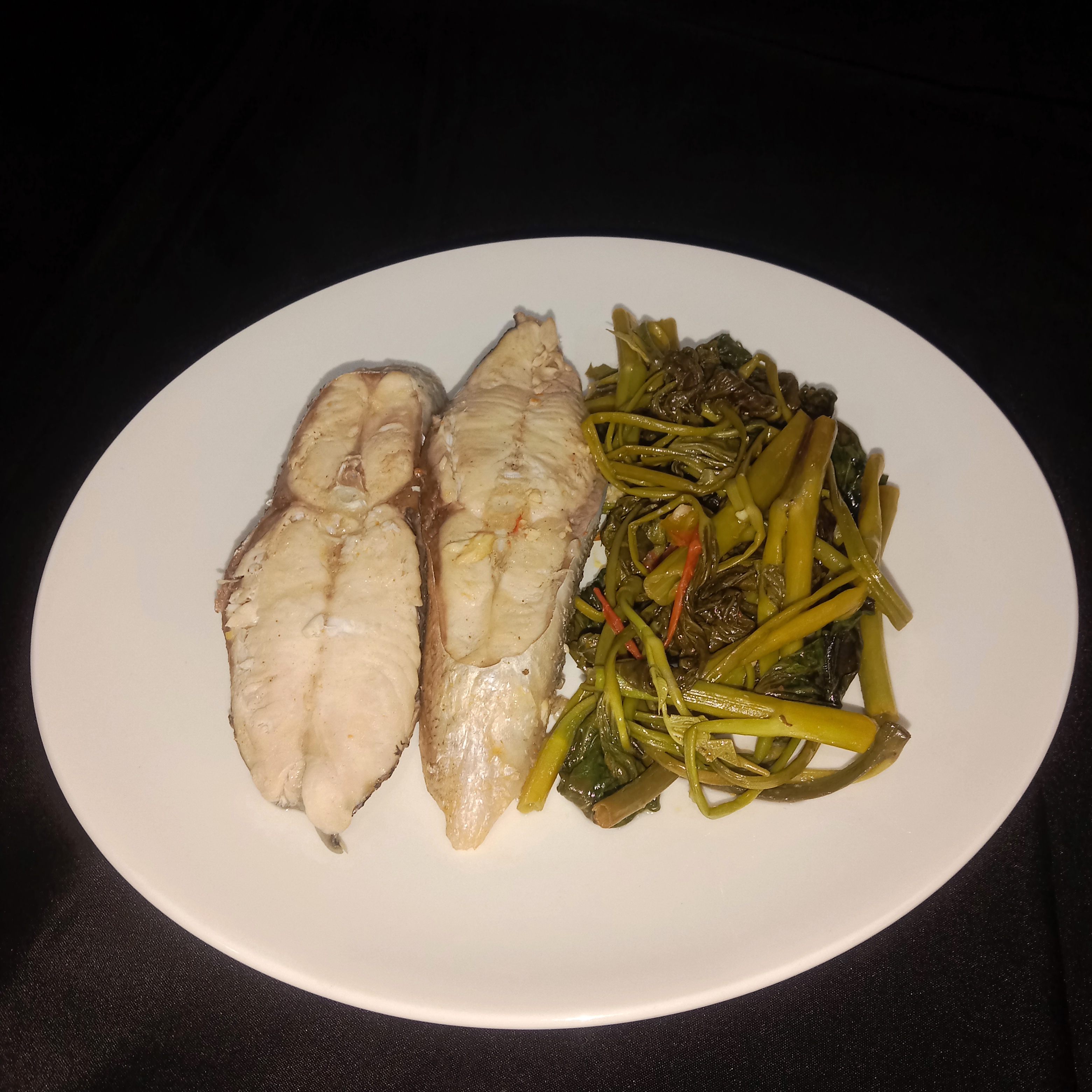 Black MayaMaya Sinigang sa Miso